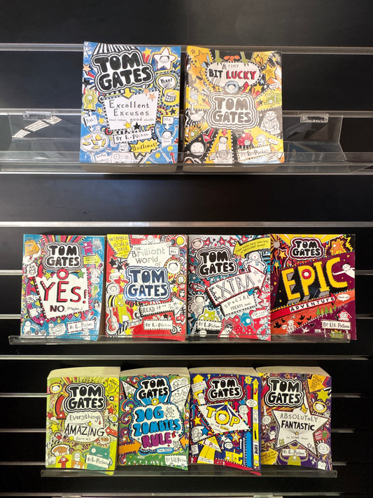 GATES, Tom - Bundle of 10 - Assorted Titles (Min. fair condition)