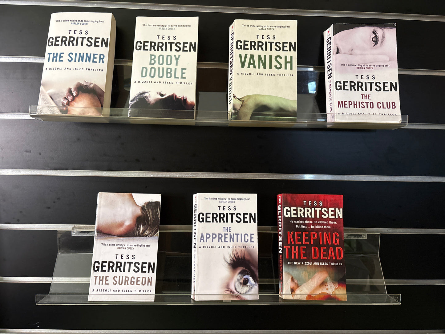 GERRITSEN, Tess: Rizzoli & Isles Series - Selected Titles Bundle of 7 (Min. fair condition)