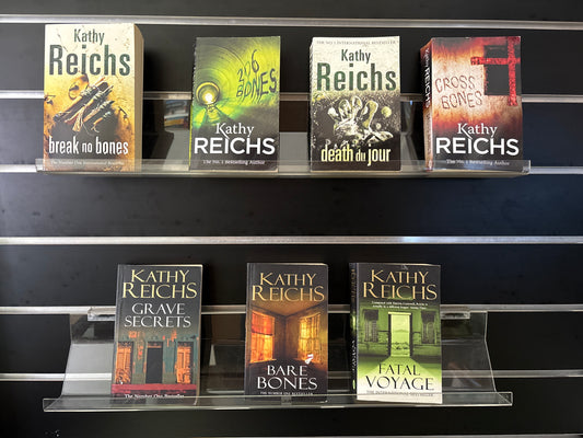 REICHS, Kathy - Bundle of 7 - Selected Temperance Brennan Series Titles (Min. fair condition)