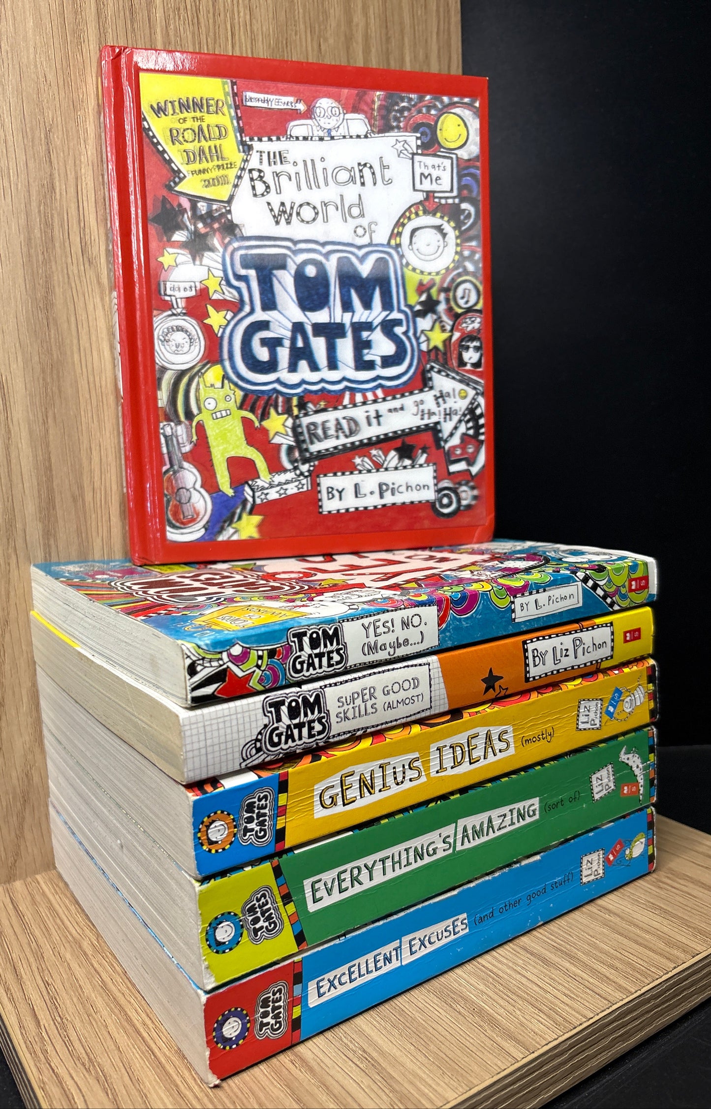 PICHON, Liz 'Tom Gates' Assorted Titles Bundle of 6 (Min. good condition)
