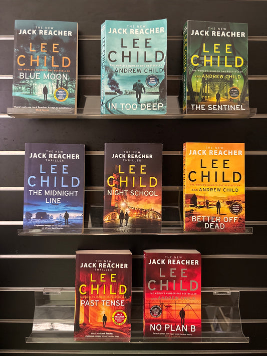 CHILD, Lee - Bundle of 8 Standalone Titles in Jack Reacher Series  (Min. good condition)