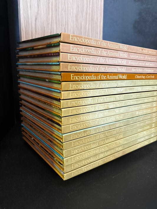 NF Encyclopedia of The Animal World Collection # 1-17 (Min. fair condition)