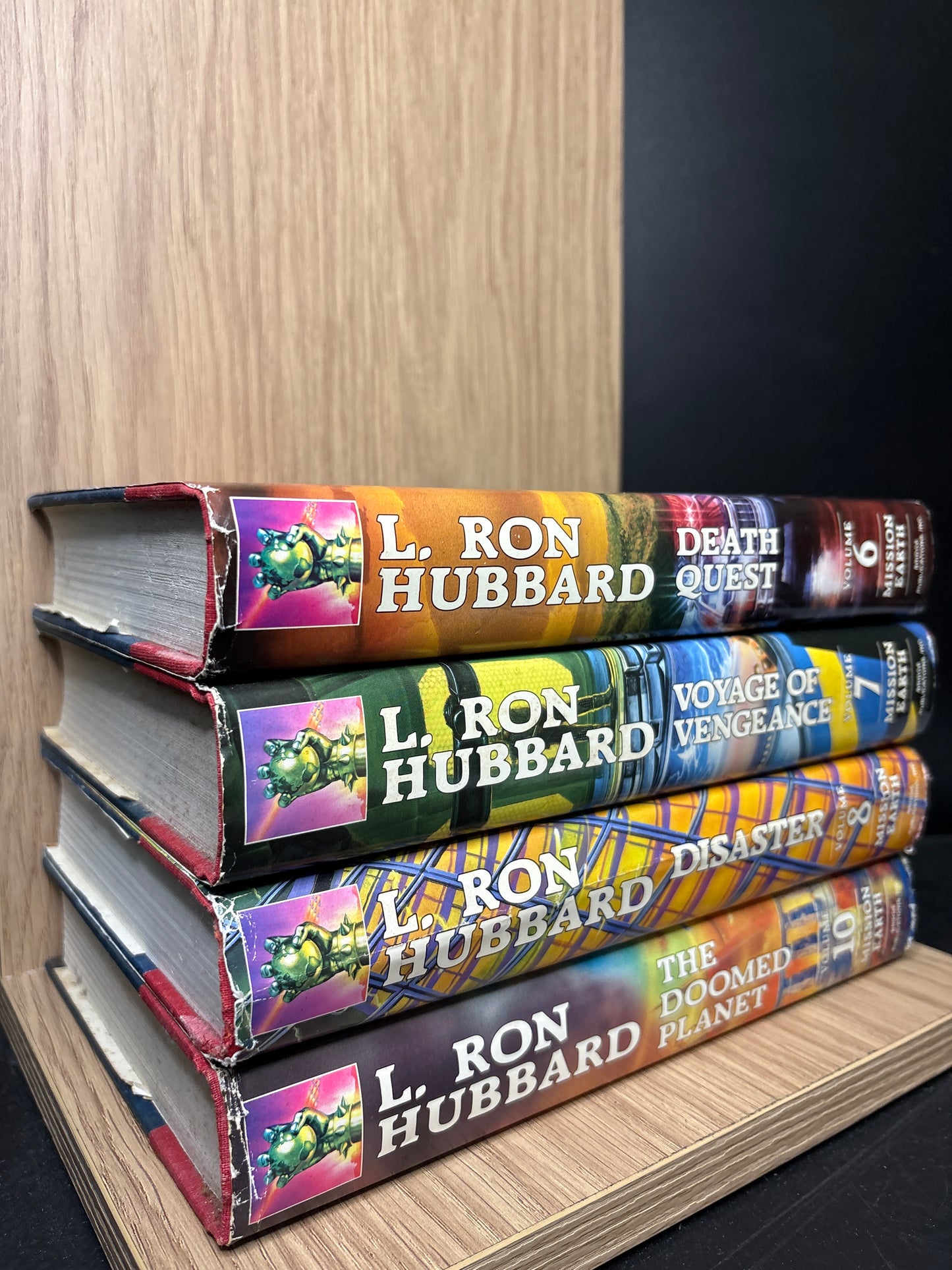 HUBBARD, L. Ron 'Misson Earth' Assorted Titles Bundle of 4 (Min. fair condition)