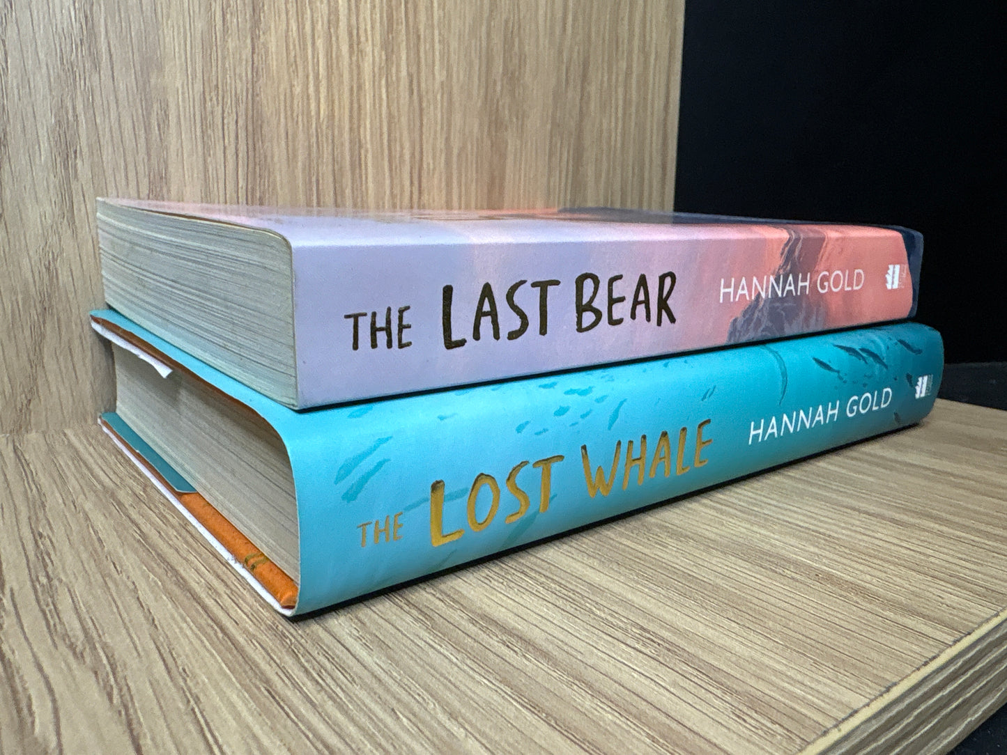 GOLD, Hannah Standalone Titles Bundle of 2 'The Last Bear' + 'The Lost Whale' (Min. good condition) (Copy)