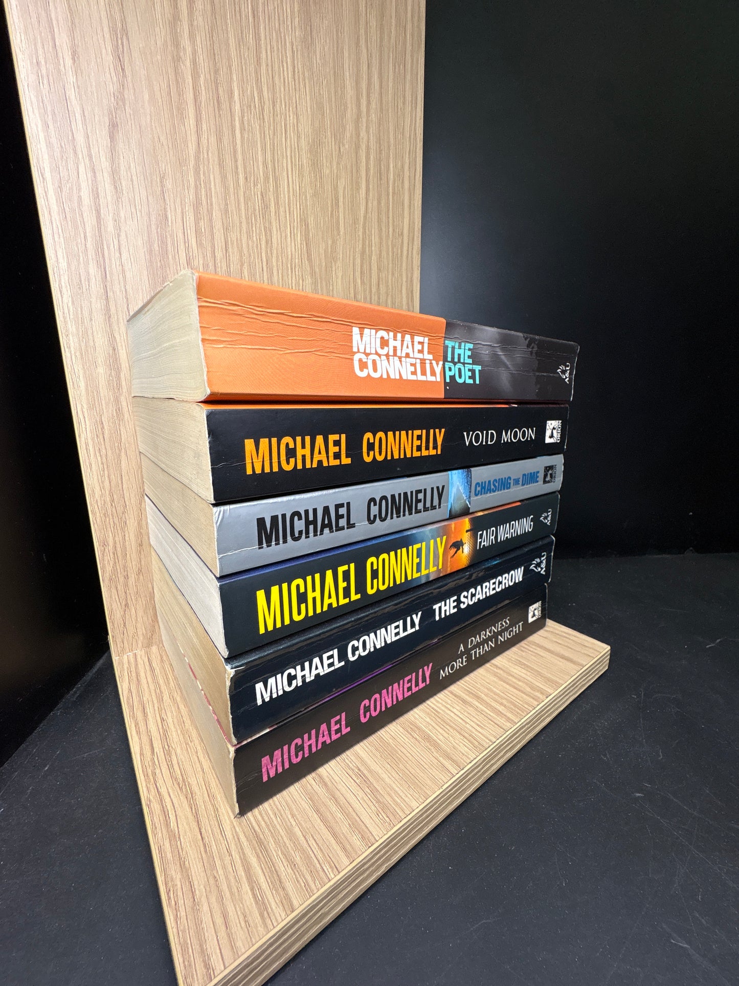 CONNELLY, Michael - Bundle of 6 Titles in Assorted Series (Min. fair condition)