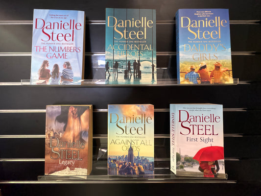 STEEL, Danielle - Bundle of 6 - Assorted Titles (Min. FAIR Condition)