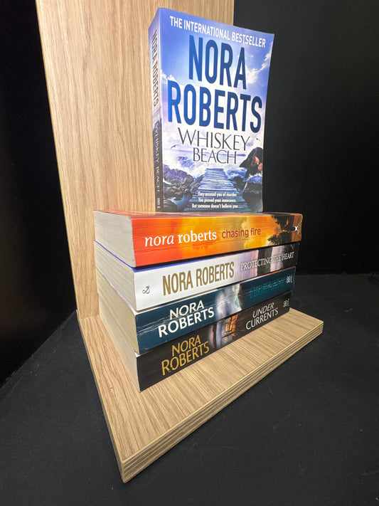 ROBERTS, Nora - Bundle of 5 - Standalone titles in assorted series (Min. good condition)