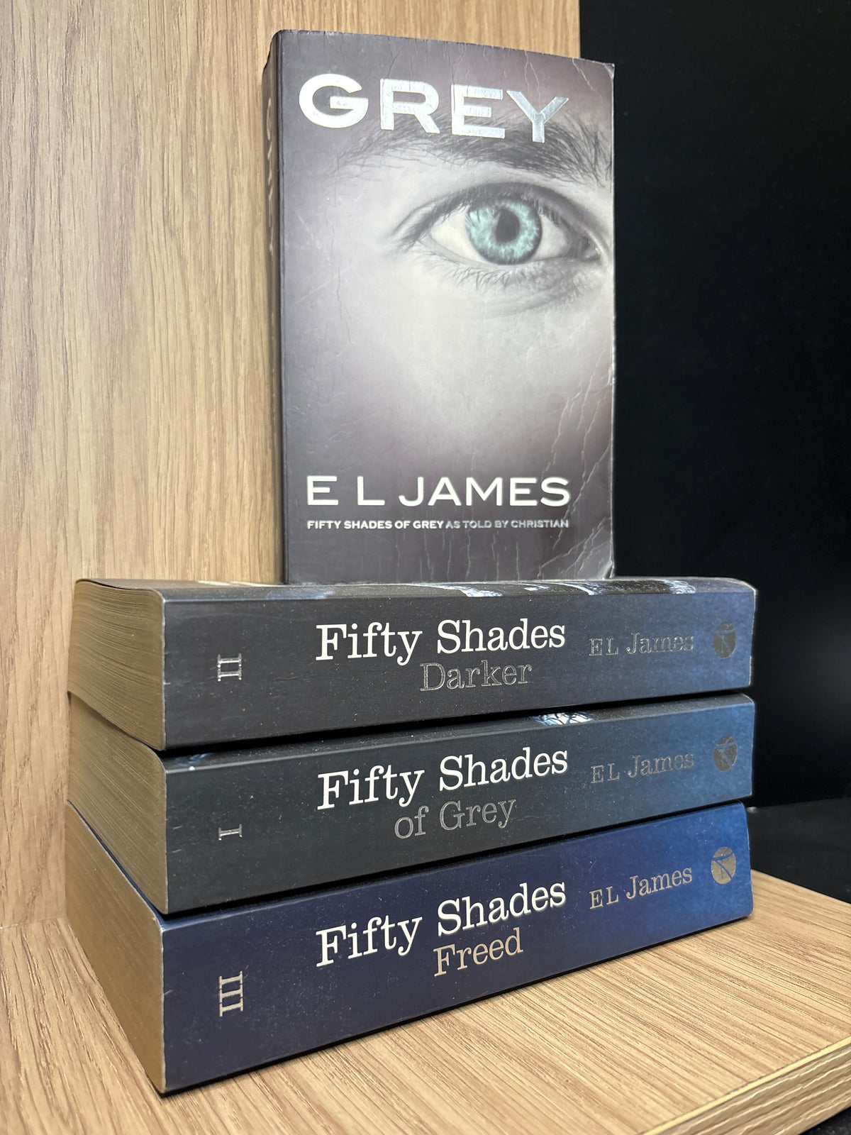 JAMES, E L 'Fifty Shades of Grey' #1-3 + 'Grey' Bundle of 4 (Min. good condition)