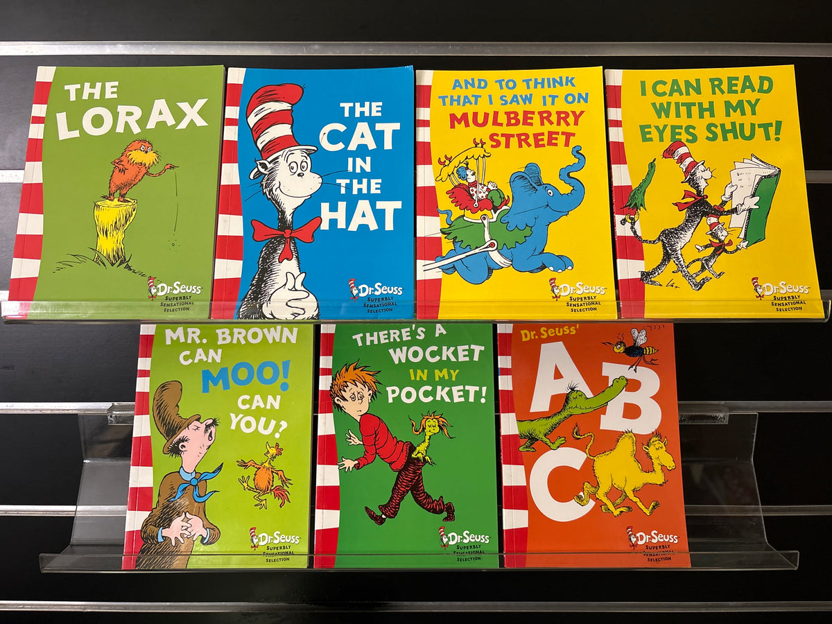 DR SUESS Assorted Standalone Titles Bundle of 7 (Min. good condition)