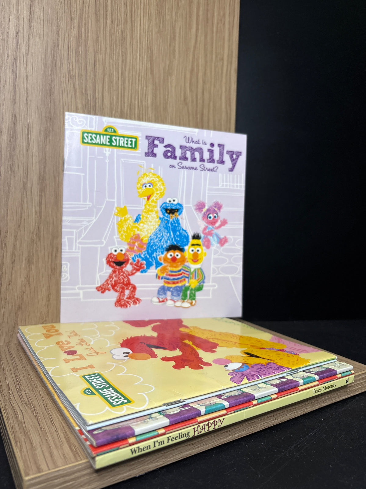 MORONEY, Trace + SESAME STREET Assorted Titles Bundle of 6 (Min. very good condition)