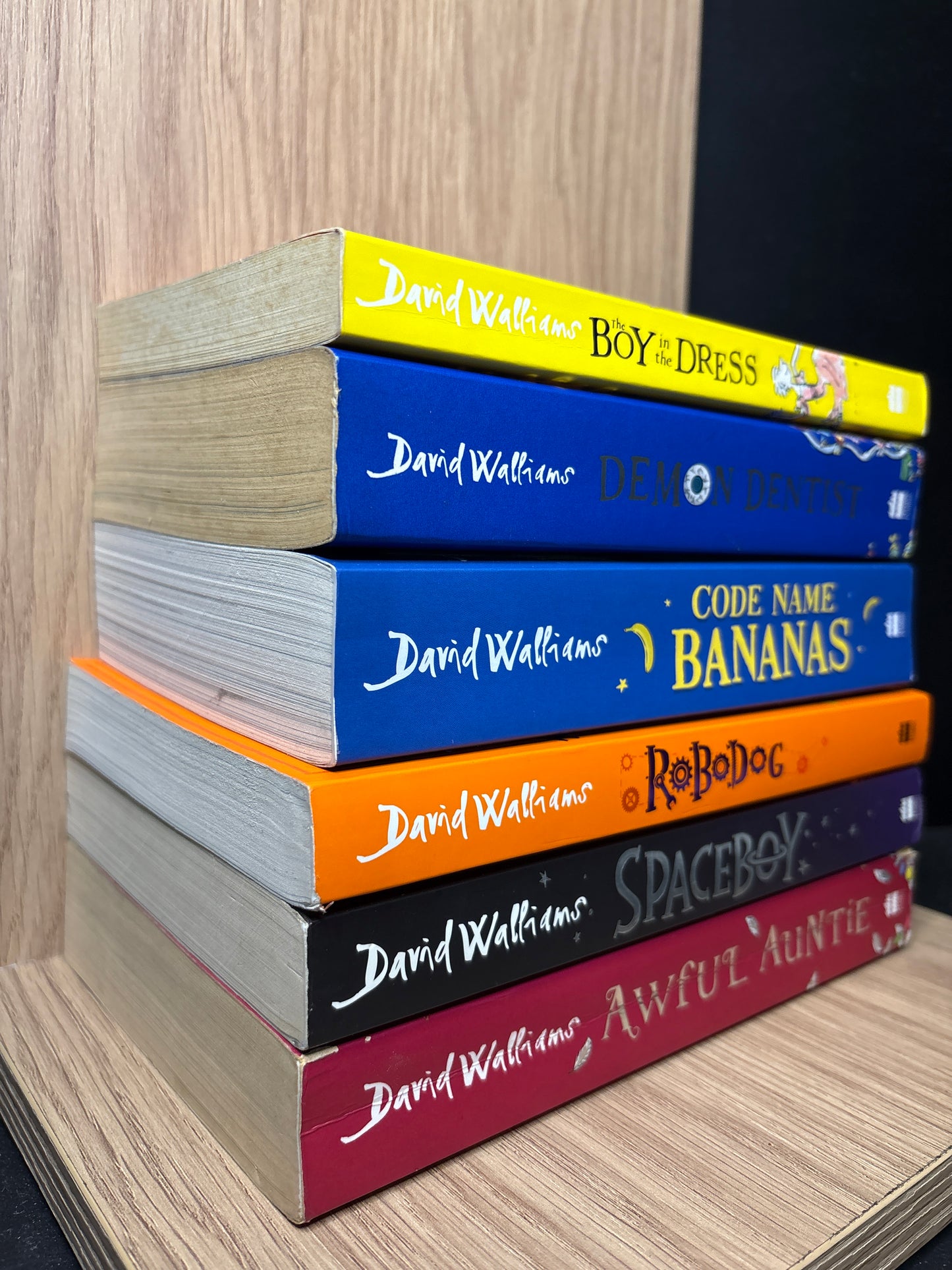 WALLIAMS, David Assorted Titles Bundle of 6 (Min. fair condition)