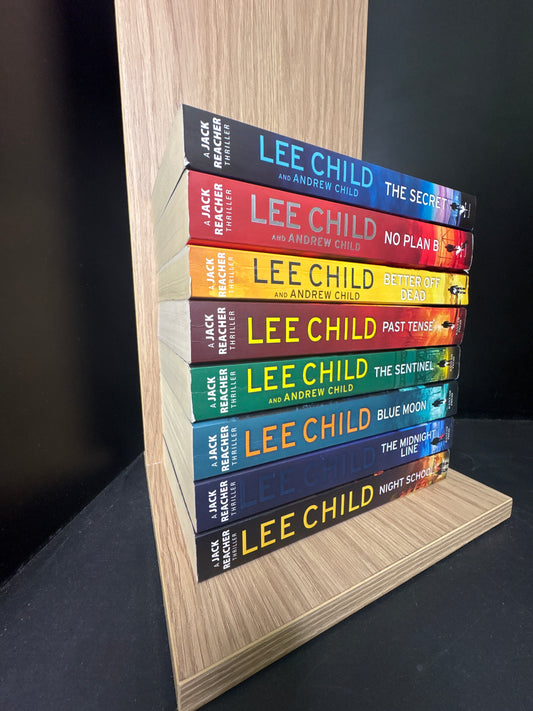 CHILD, Lee - Bundle of 8 Standalone Titles in Jack Reacher Series (Min. good condition)