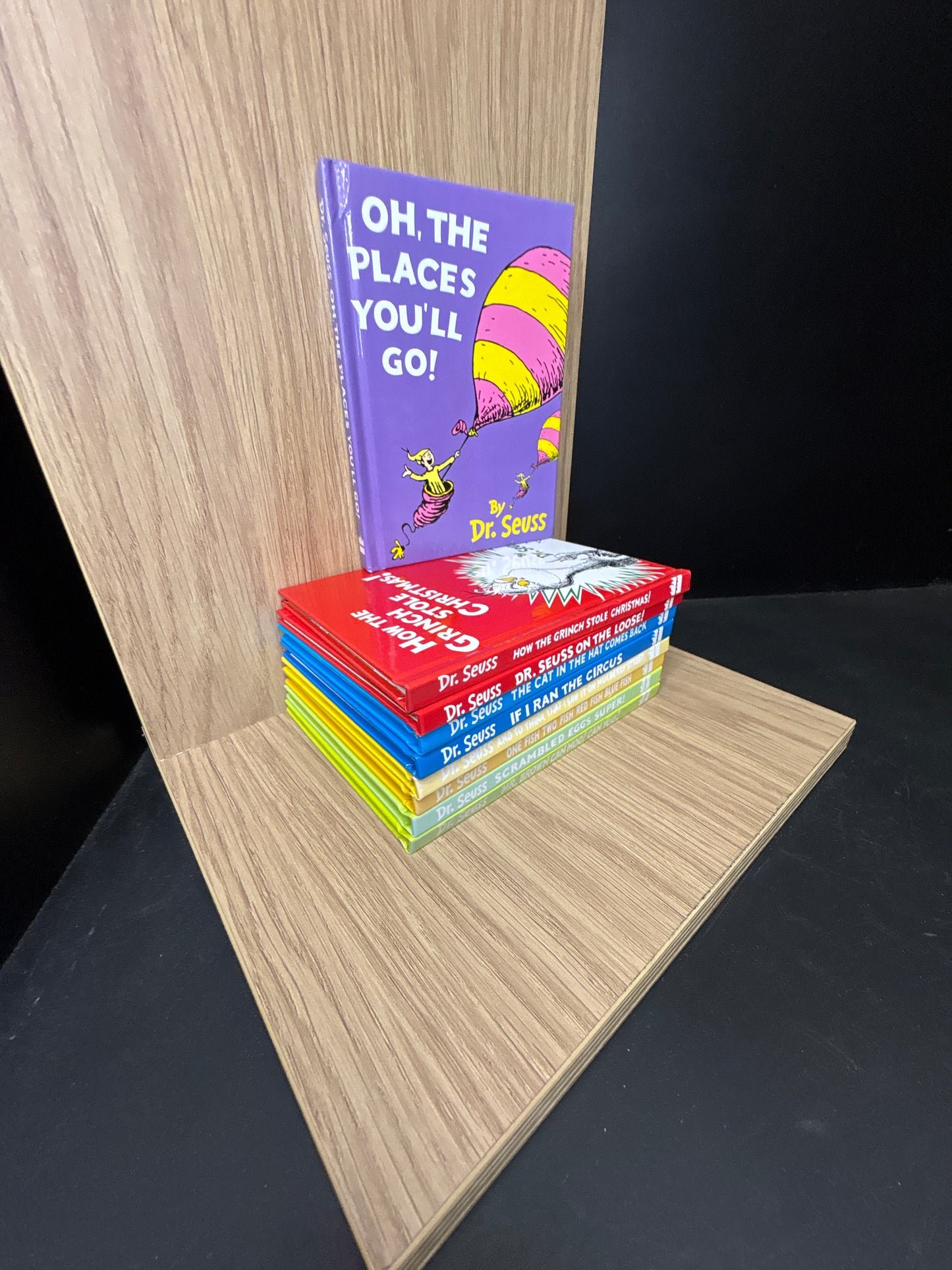 DR SEUSS - Bundle of 9 - Assorted Titles (Min. fair condition)