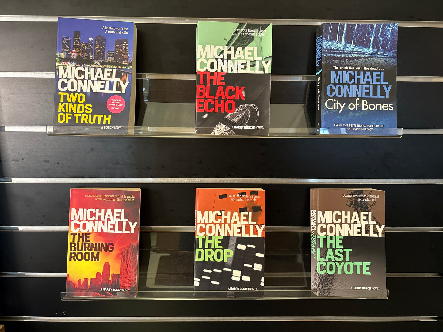 CONNELLY, Michael:  'Harry Bosch' Series - Bundle of 6 titles (Min. fair condition)