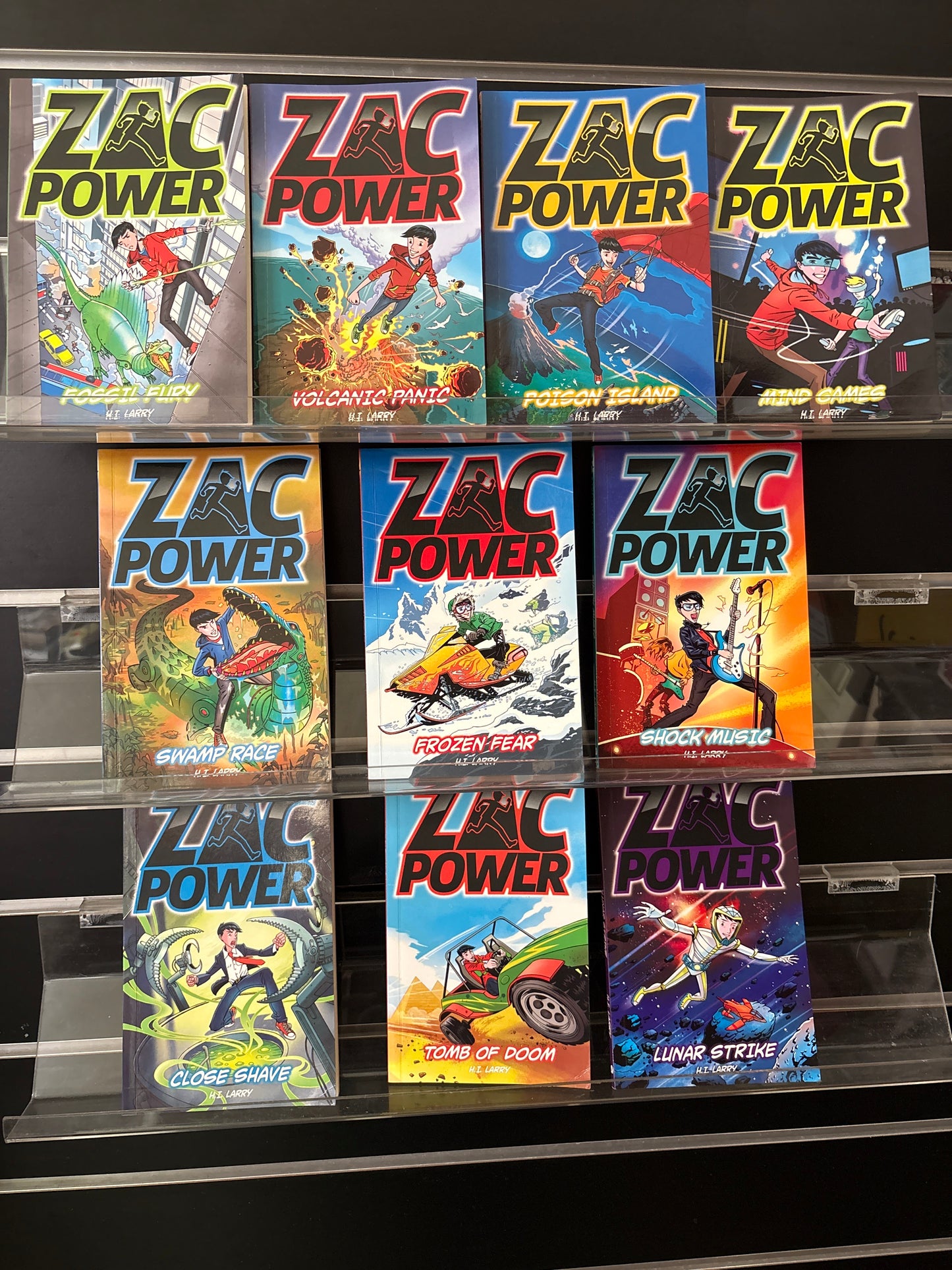 LARRY, H. I - 'Zac Power' Series Assorted Titles Bundle of 10 (Min. good condition)
