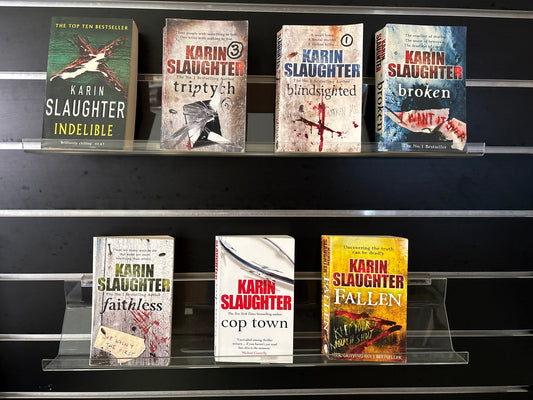SLAUGHTER, Karin - Bundle of 7 - Assorted Titles from Various Series (Min. fair condition)