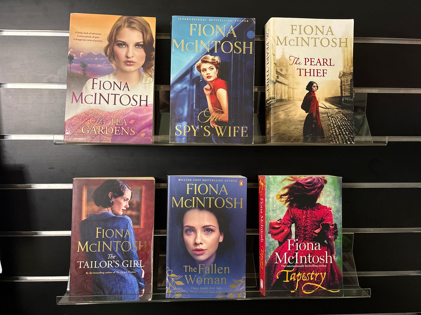 MCINTOSH, Fiona Standalone Titles Bundle of 6 (Min. Fair condition)