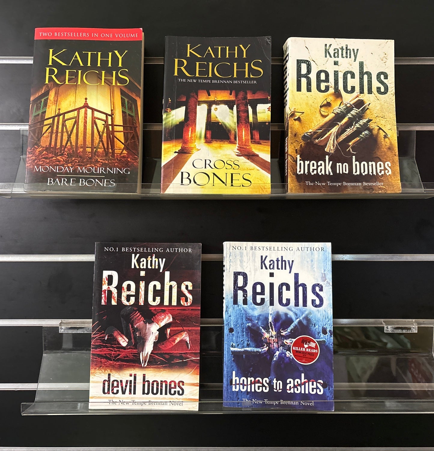 REICHS, Kathy 'Temperance Brennan/ Bones' Series Books #6-11 Bundle of 7  (Min. fair condition)
