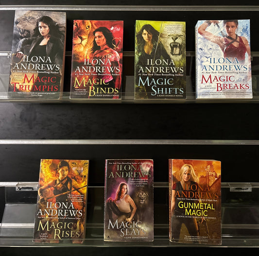 ANDREWS, Ilona 'Kate Daniels' Series Books #5-10 plus Bonus Book Bundle of 7 (Min. fair condition)