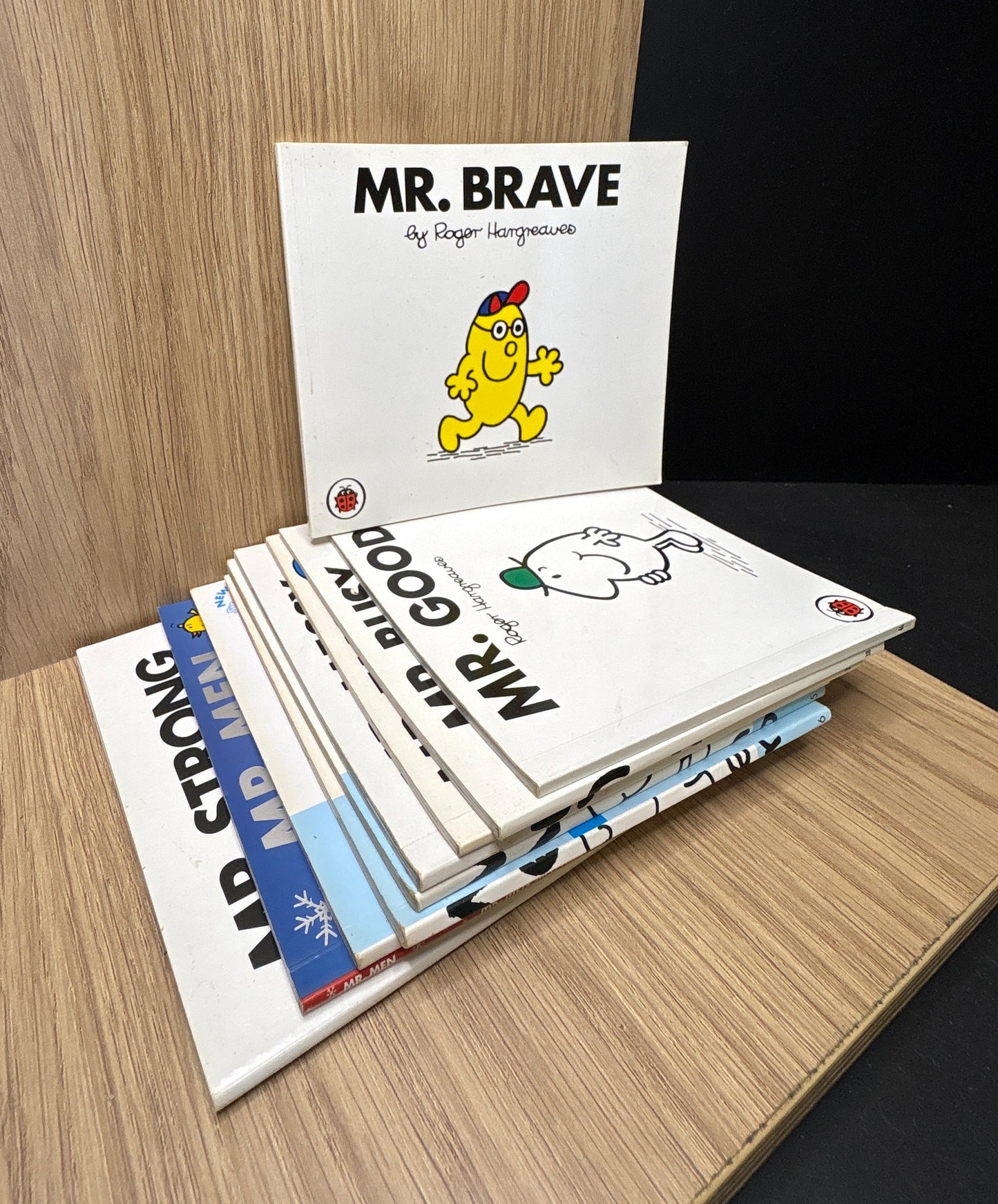 HARGREAVES, Roger 'Mr Men' Series Bundle of 10 Assorted Titles (Min. fair condition)