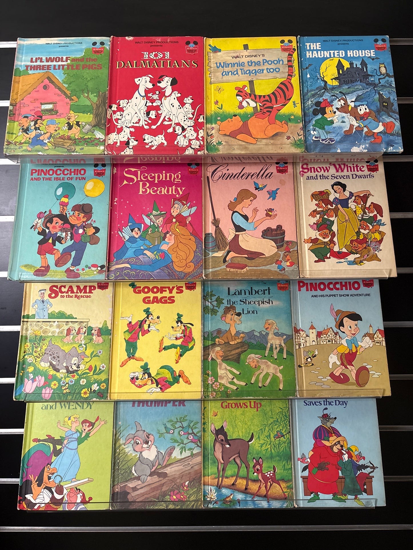 DISNEY'S WONDERFUL WORLD OF READING Assorted Standalone Titles Bundle of 16 (Min. fair condition)