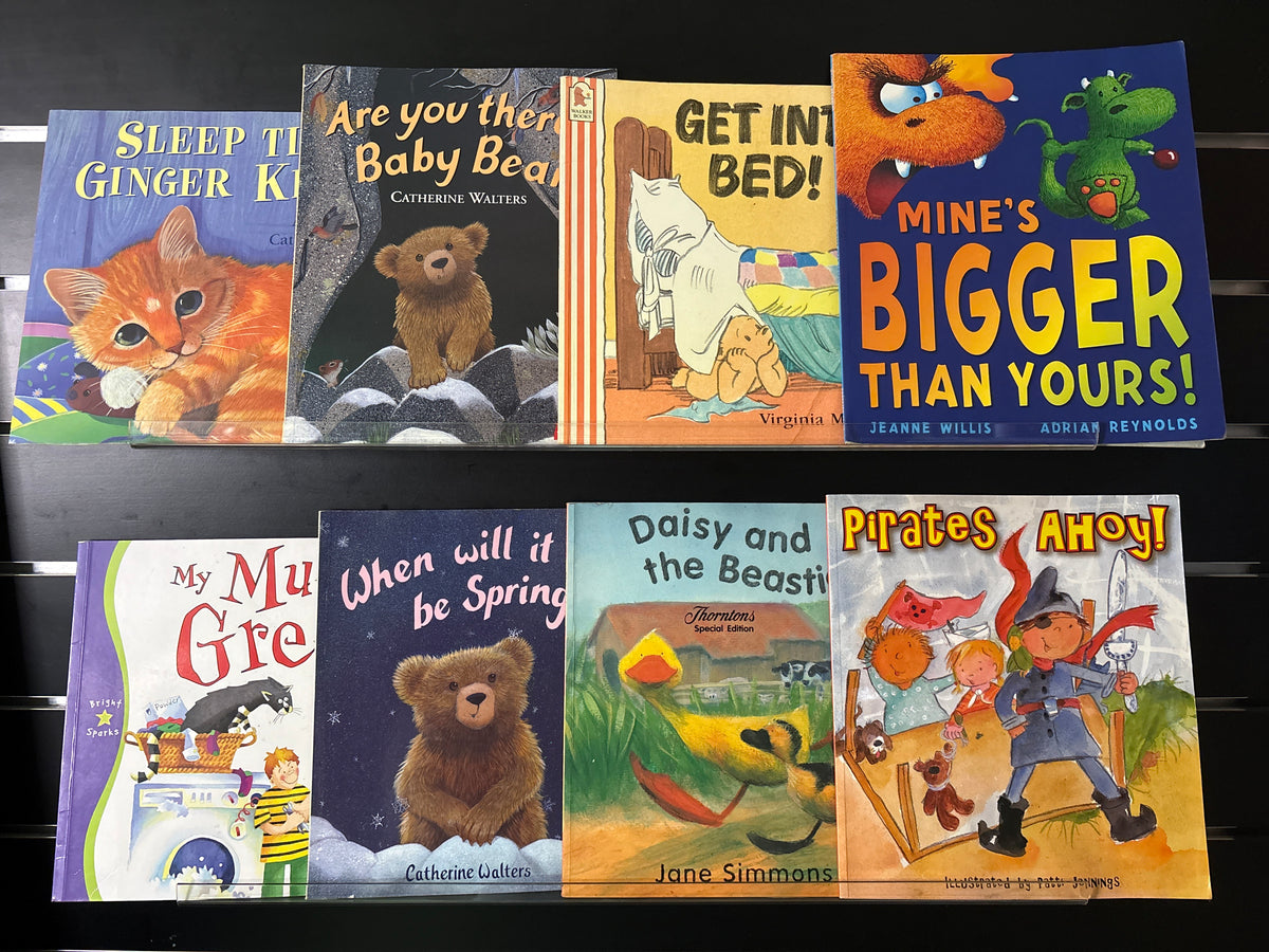 KIDS PICTURE BOOKS Assorted Standalone Titles Various Authors Bundle of 8 (Min. fair condition)