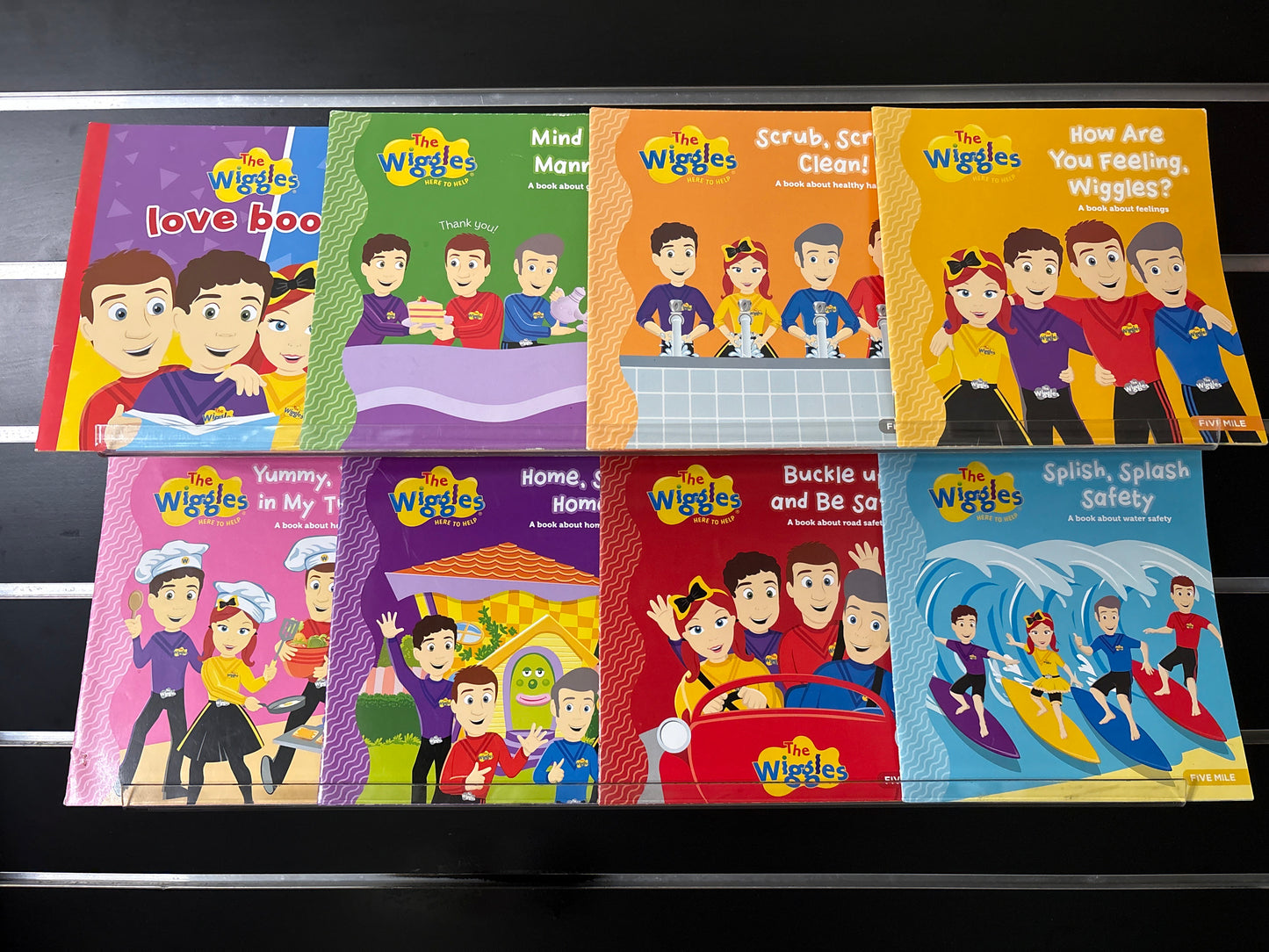 THE WIGGLES Assorted Standalone Titles Bundle of 8 (Min. good condition)