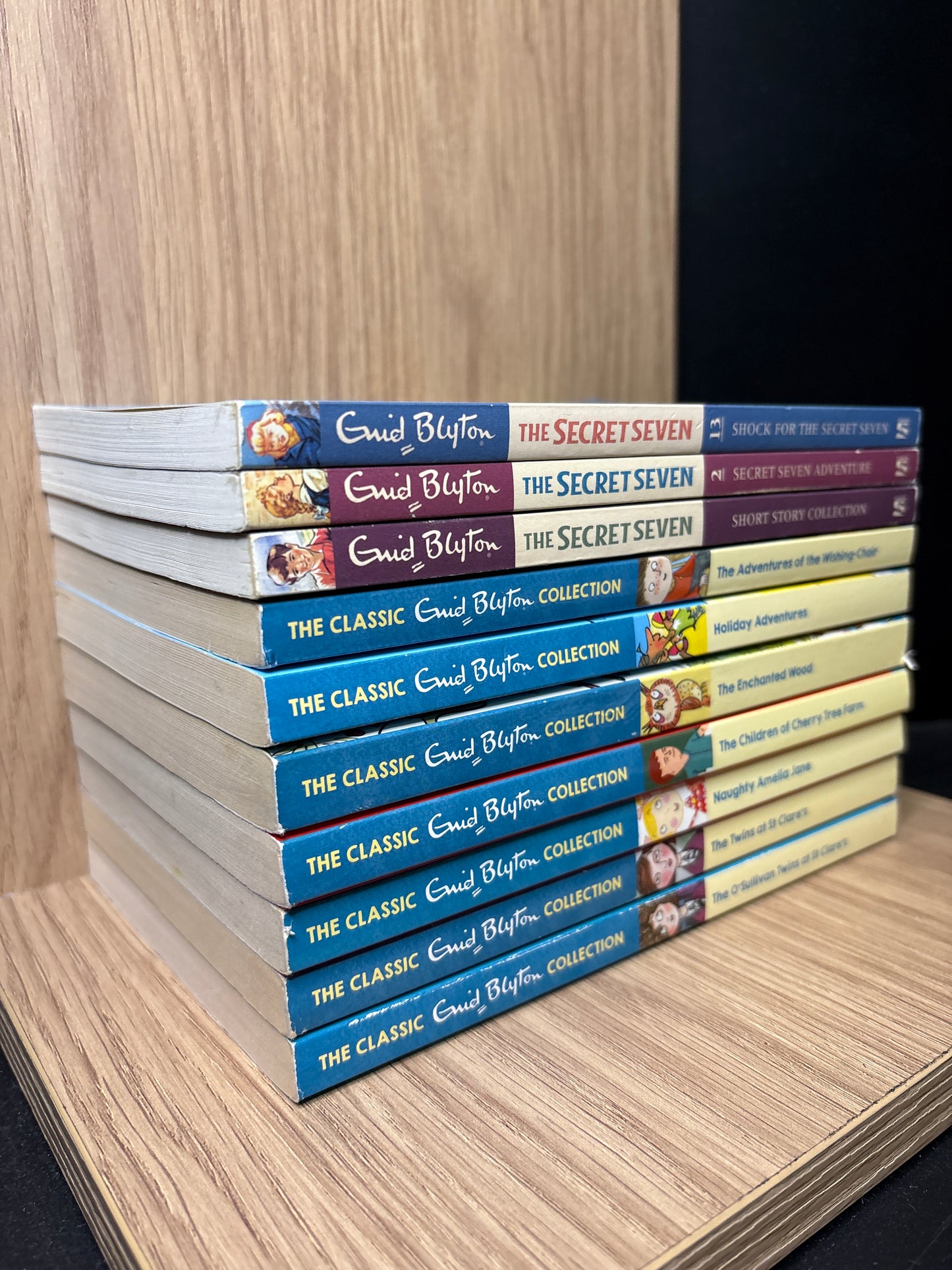 BLYTON, Enid Assorted Titles Bundle of 10 (Min. good condition)