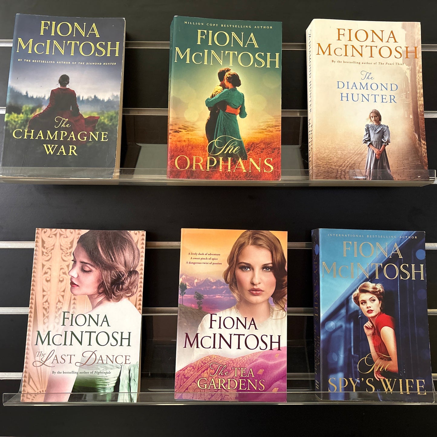 McINTOSH, Fiona Standalone Titles Bundle of 6 (Min. fair condition)