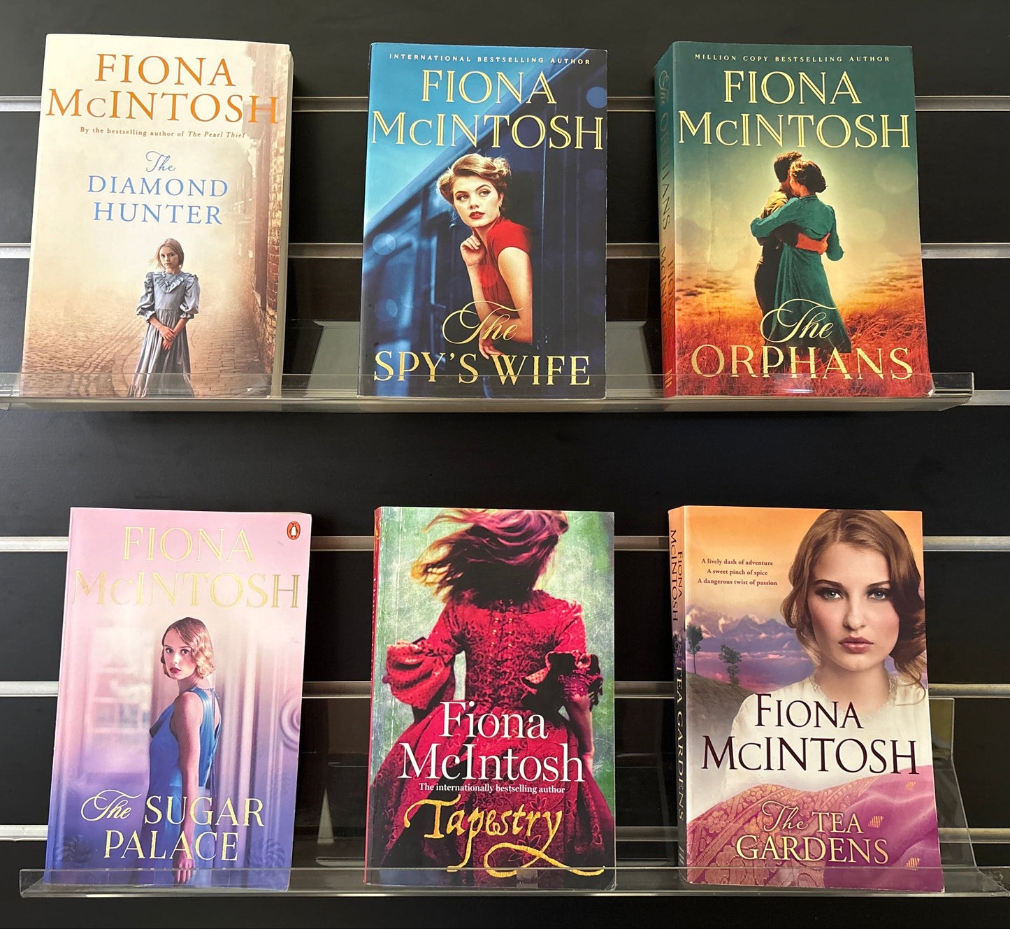 McINTOSH, Fiona Standalone Titles Bundle of 6 (Min. good condition)