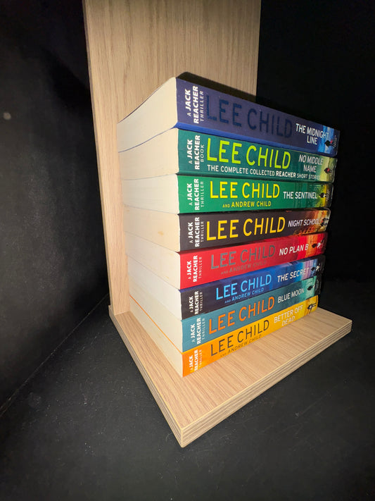 CHILD, Lee - Bundle of 8 - Standalone Titles in Jack Reacher Series (Min. good condition)