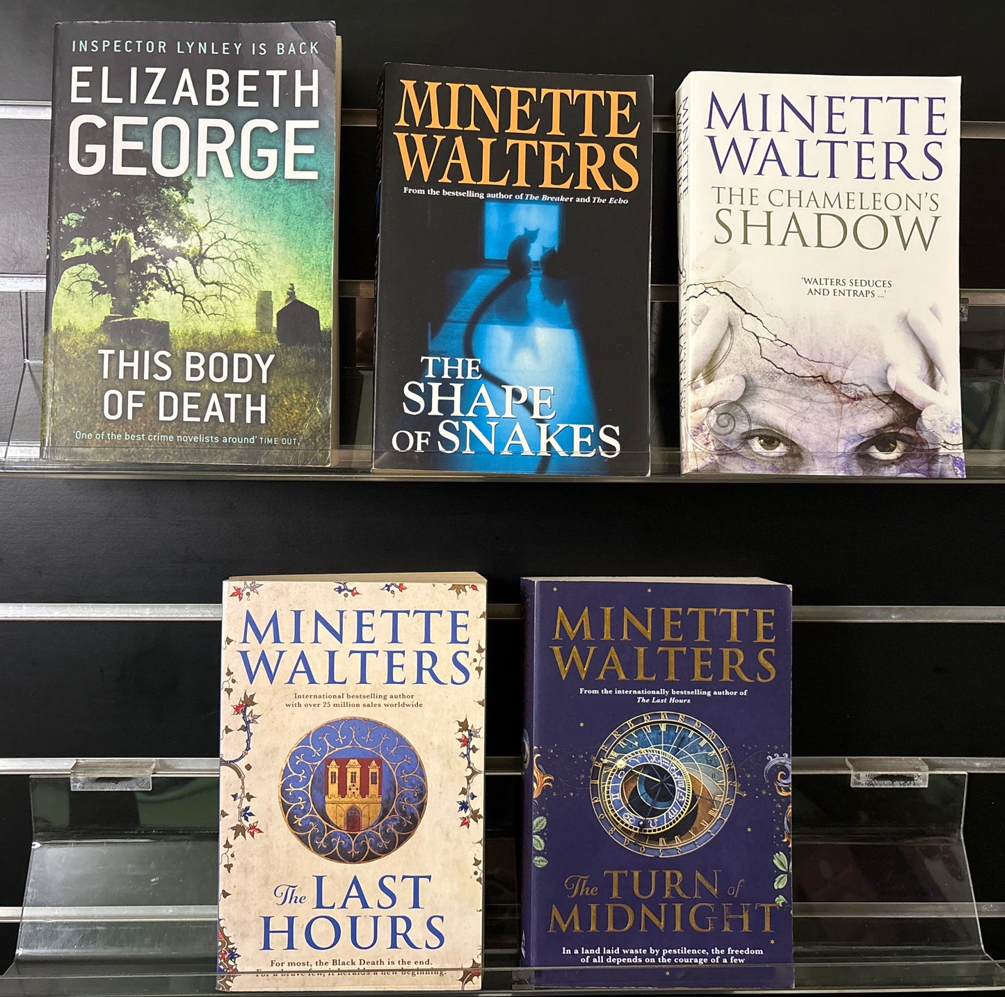 WALTERS, Minette 'Black Death' Series and 2 standalones + Bonus Elizabeth George Title Bundle of 5 (Min. Fair condition)