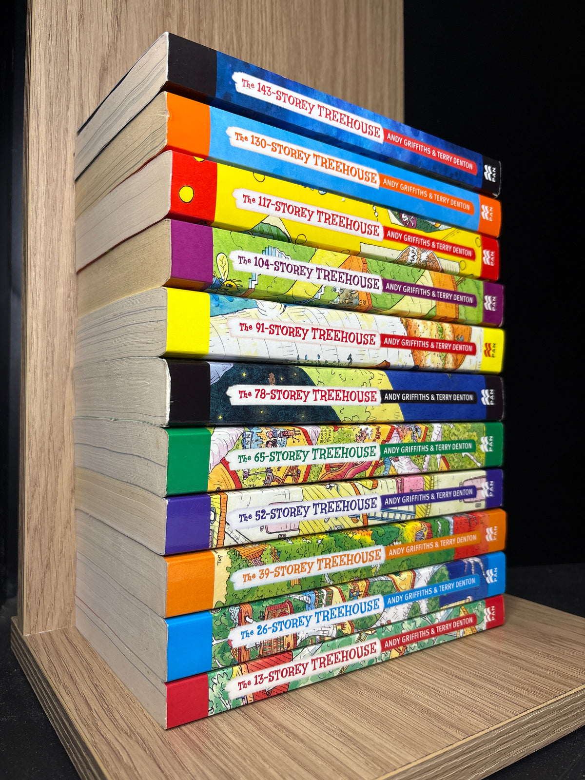 GRIFFITHS, Andy 'Treehouse' Titles #1-11 Bundle of 11 (Min. fair condition)