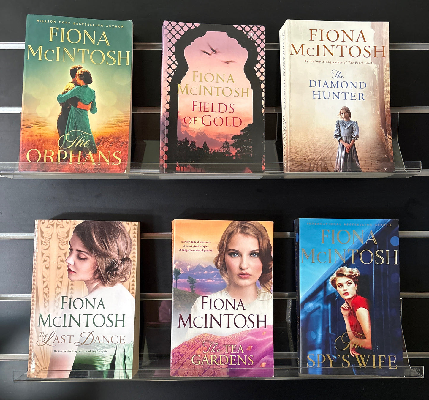 McINTOSH, Fiona Standalone Titles Bundle of 6 (Min. fair condition)