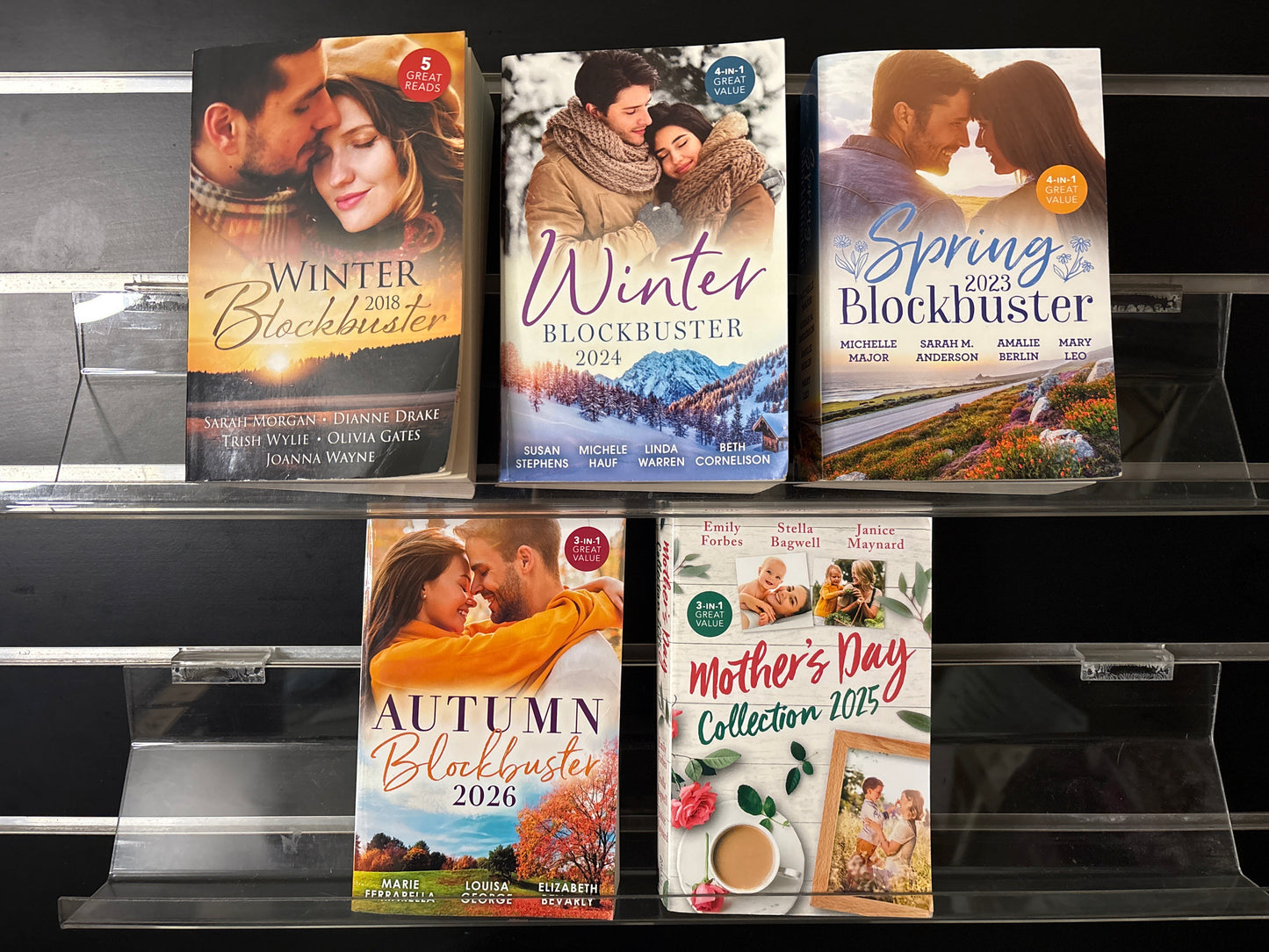 MILLS + BOON Blockbusters + Seasonal Specials 3,4,5-in-1's Bundle of 5 (min. good condition)