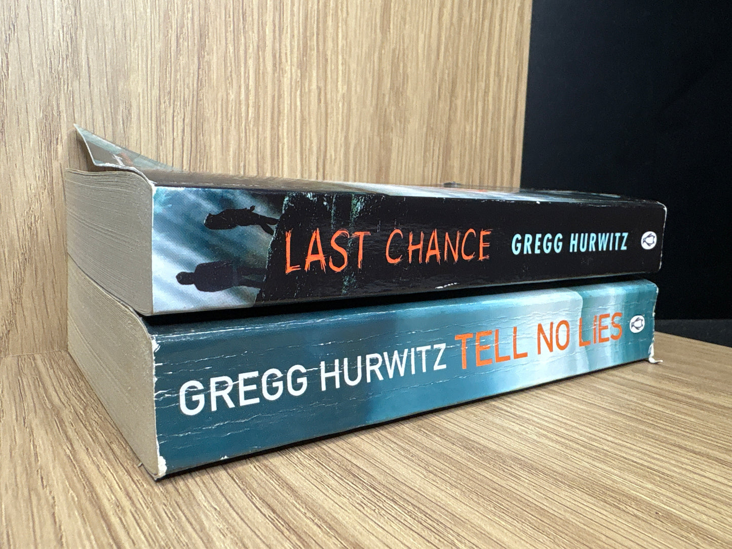HURWITZ, Greg Standalone Titles Bundle of 2 'Last Chance' + 'Tell No Lies' (Min. good condition)