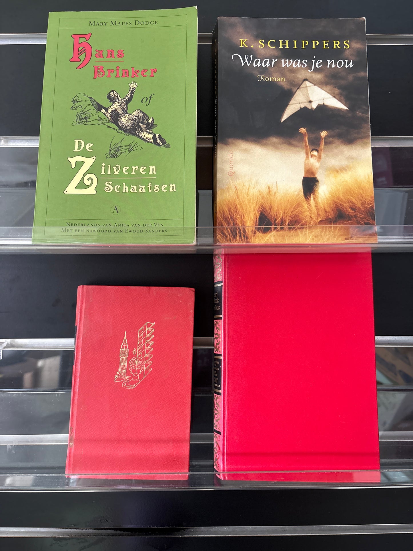 DUTCH: Standalone Fiction Titles Various Authors Bundle of 4 (Min. fair condition)