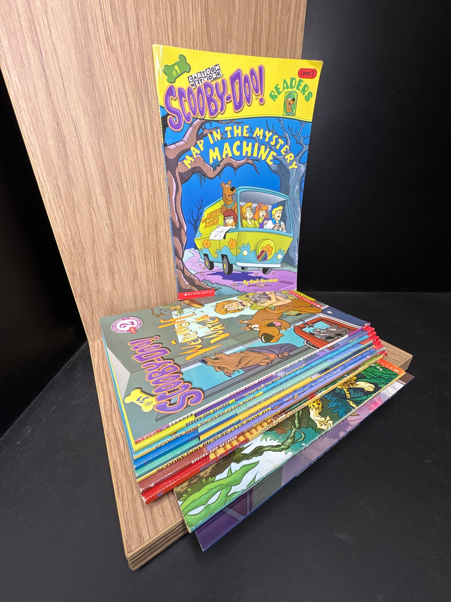 SCOOBY DOO - Bundle of 11 - Selected Titles in Scooby Doo Series (Min. fair condition)