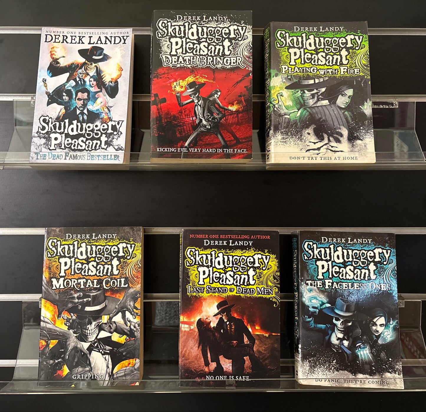 LANDY, Derek 'Skulduggery Pleasant' Assorted Standalone Titles Bundle of 6 (Min. fair condition)