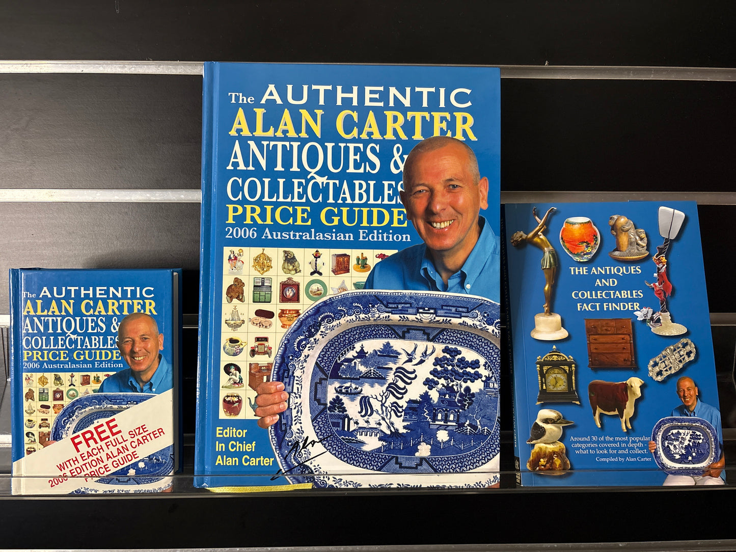 2006 ALAN CARTER'S ANTIQUES + COLLECTABLES PRICE GUIDE- Australasian Edition Boxed set of 3 (Min. Very good condition)