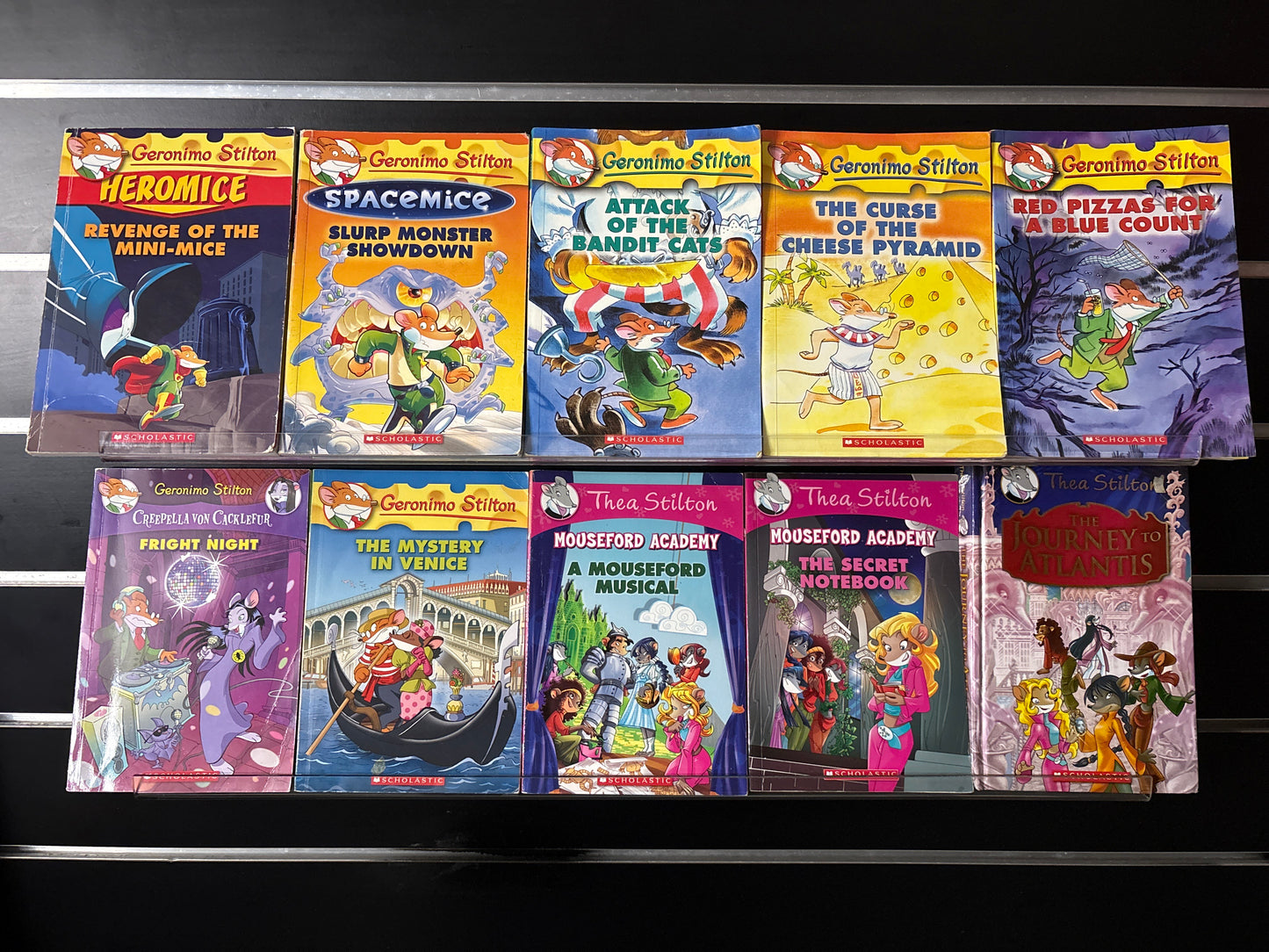 GERONIMO + THEA STILTON Assorted Standalone Titles Bundle of 10 (Min. fair condition)