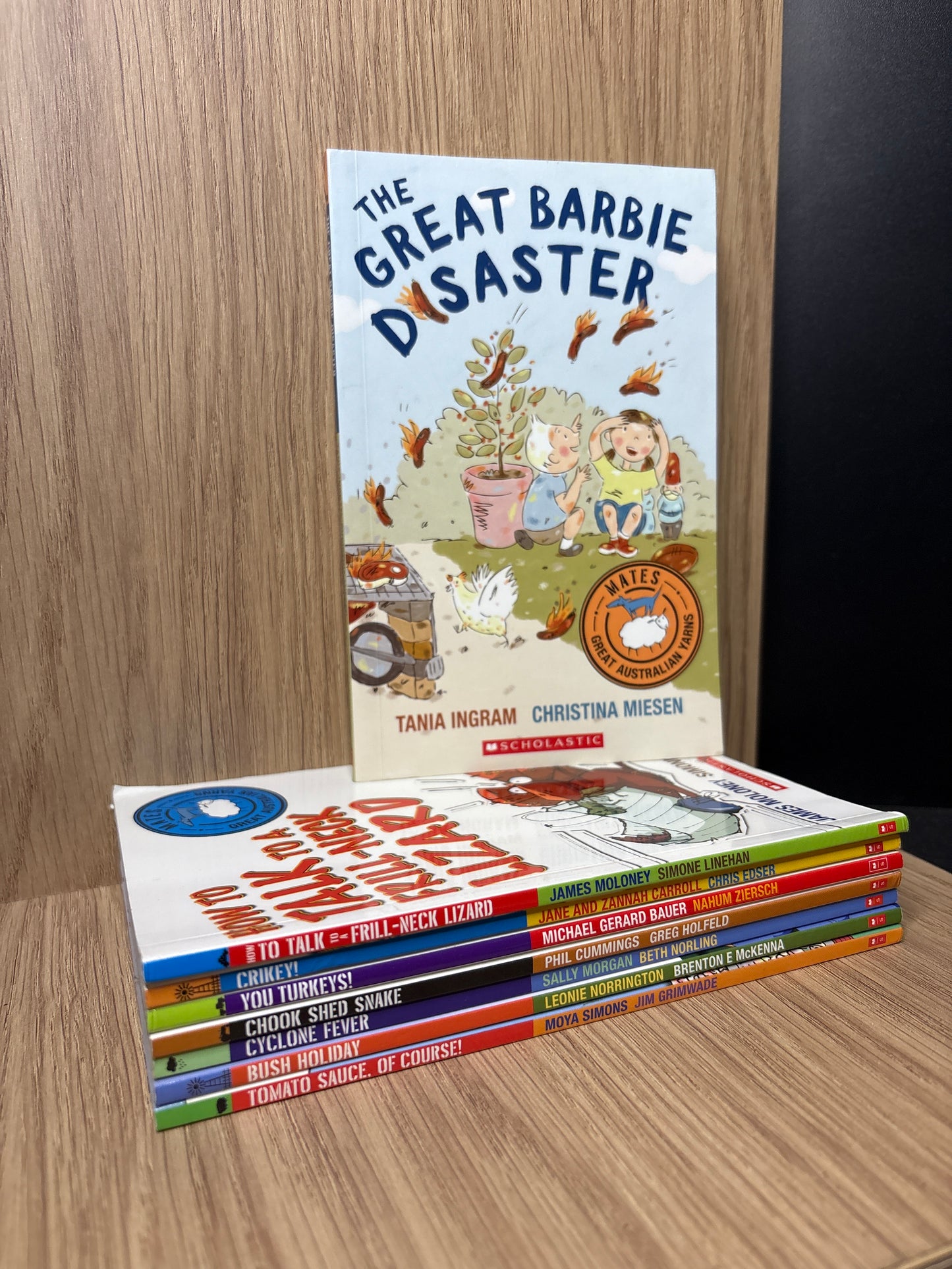 SCHOLASTIC 'Great Australian Yarns' Assorted Titles Bundle of 8 (Min. Fair condition)