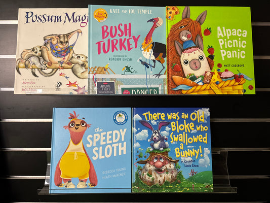 SCHOLASTIC PRESS SERIES Assorted Standalone Titles + Bonus 'Possum Magic' by Mem Fox Bundle of 5 (min. good condition)