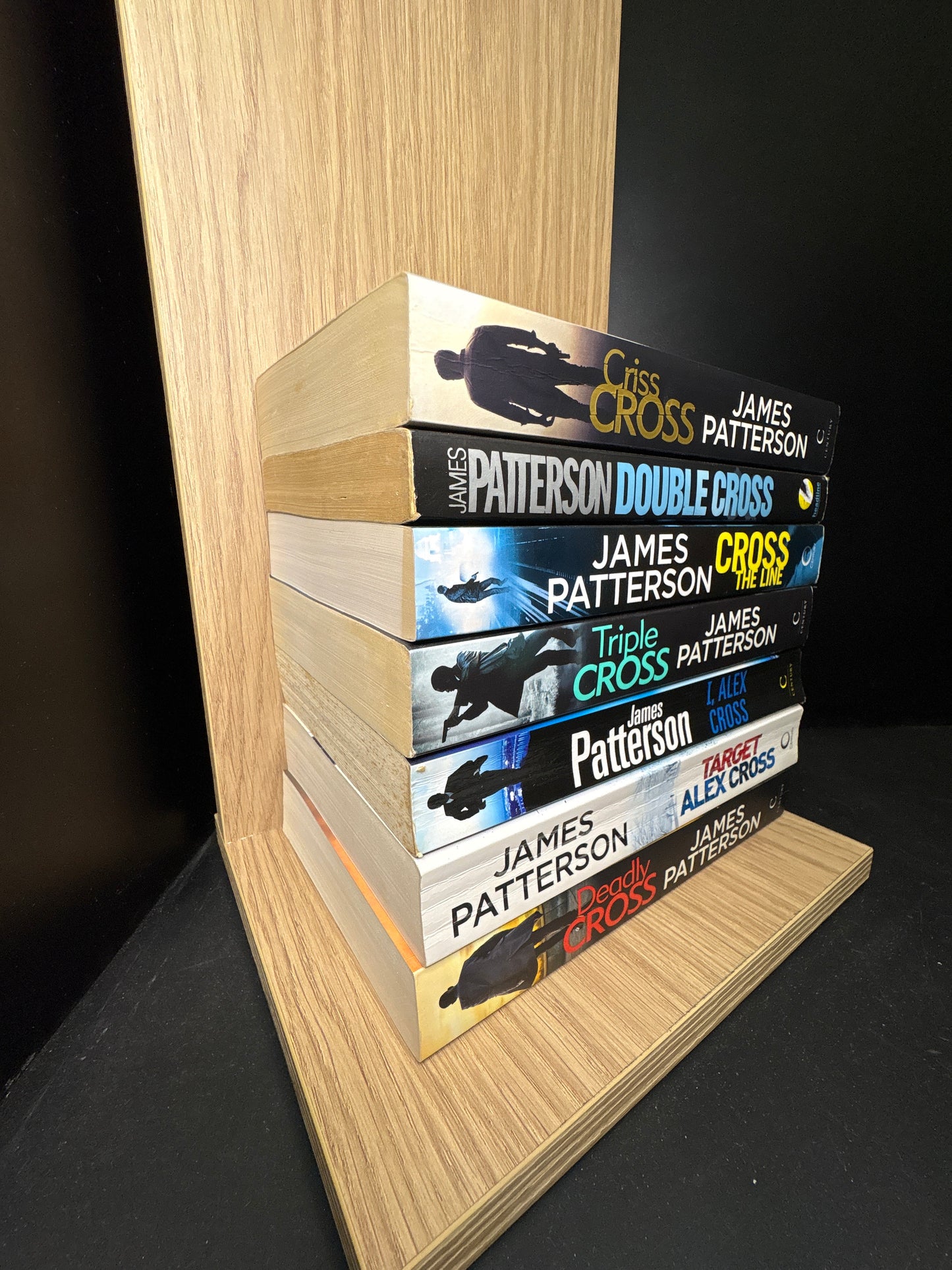 PATTERSON, James 'Alex Cross' Series - Bundle of 7 Assorted Titles (Min. fair condition)