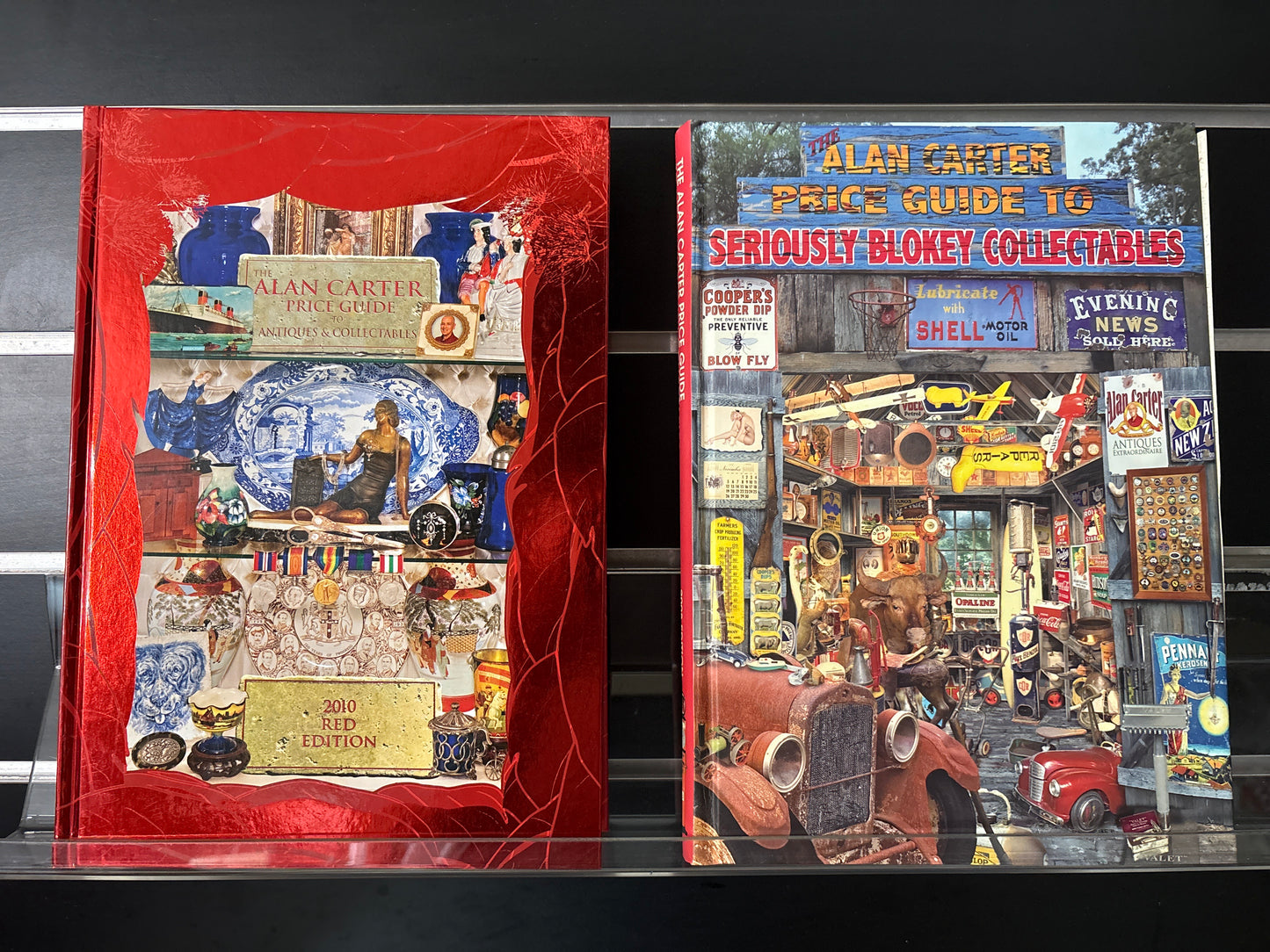 ALAN CARTER Collectables Boxed Bundle of 2, including signed limited edition (Min. As new condition)