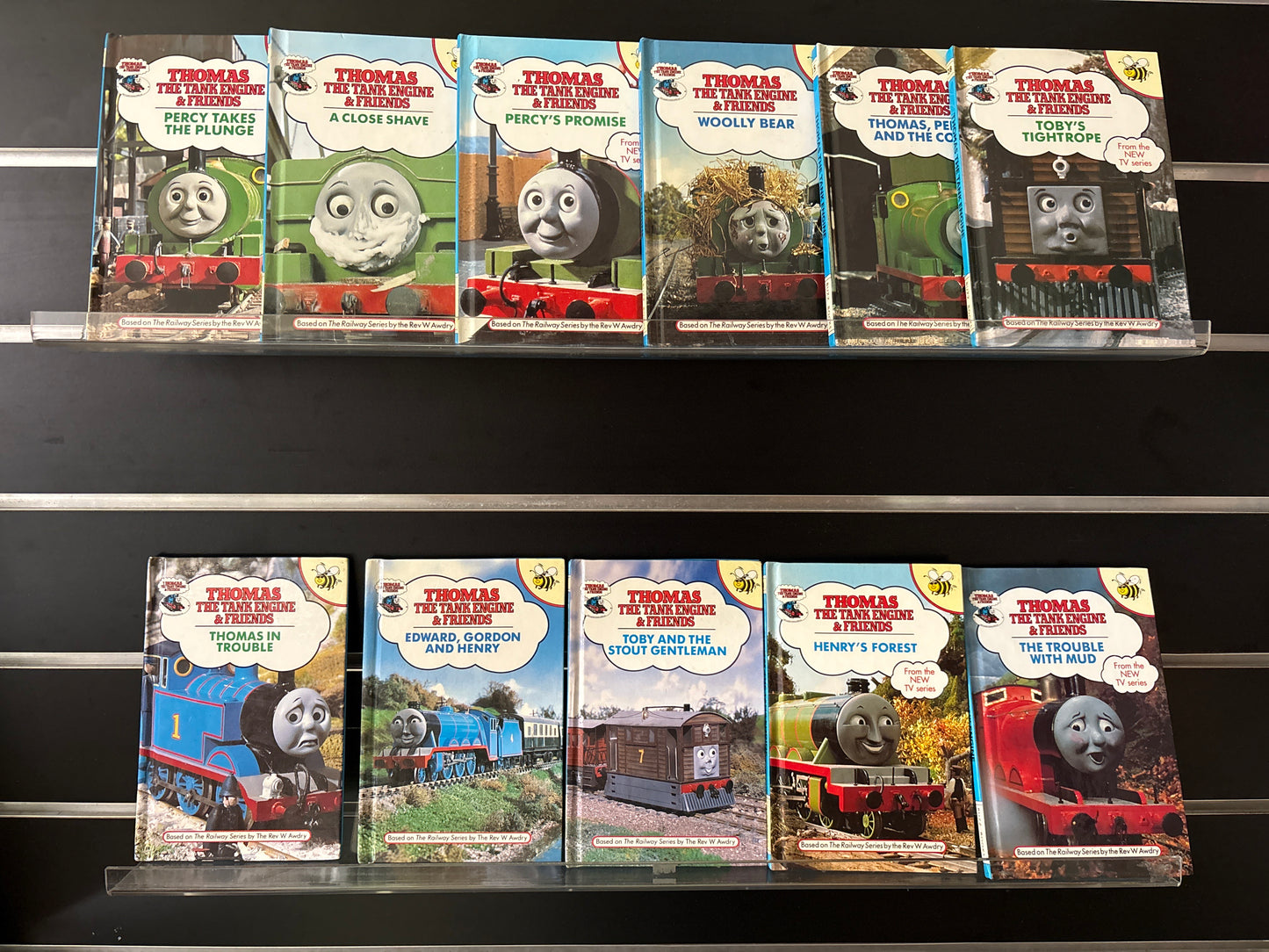 THOMAS THE TANK ENGINE & FRIENDS Assorted Titles Bundle of 11 (Min. fair condition)