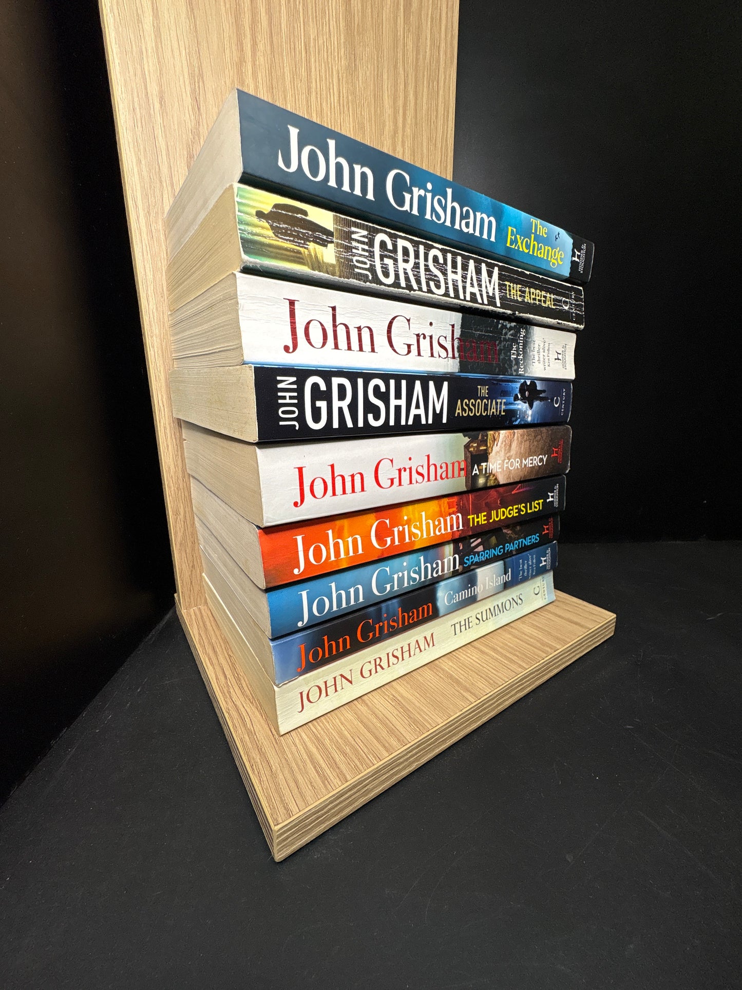 GRISHAM, John - Bundle of 9 - Assorted Standalone Titles (Min. fair condition)