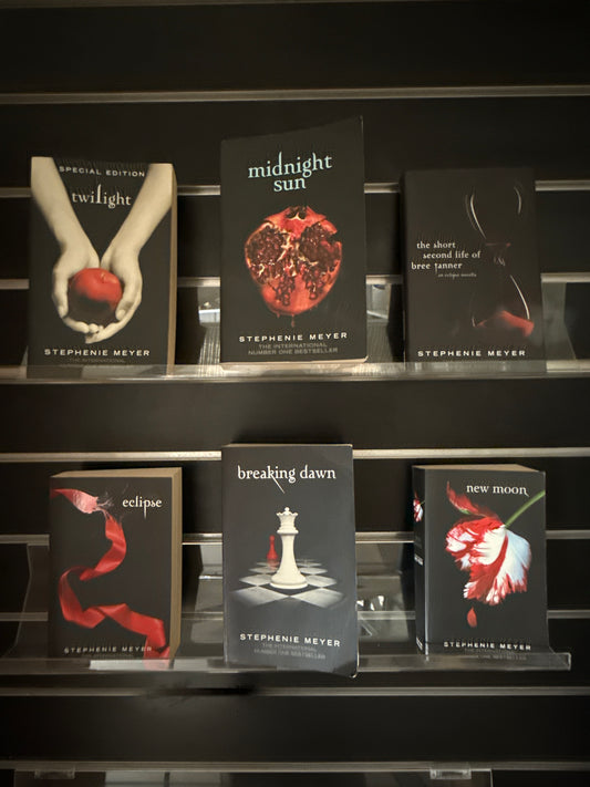 MEYER Stephanie, Twilight Series #1-5 plus Bree Tanner novella (min good condition)