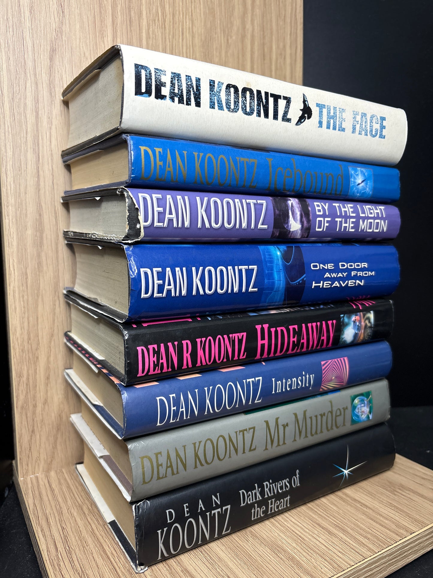 KOONTZ, Dean Assorted Standalone Titles Bundle of 8 (Min. fair condition)