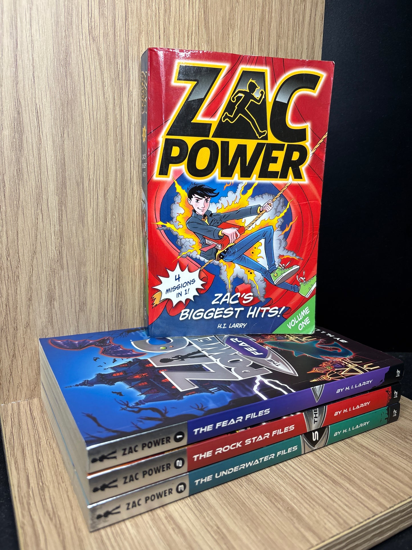 LARRY, H. I  'Zac Power' Series Assorted Titles Bundle of 4 (Min. good condition)